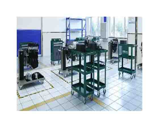 汽修培訓(xùn)學(xué)校設(shè)備設(shè)施清單：如何選擇最適合的汽修培訓(xùn)學(xué)校設(shè)備設(shè)施？