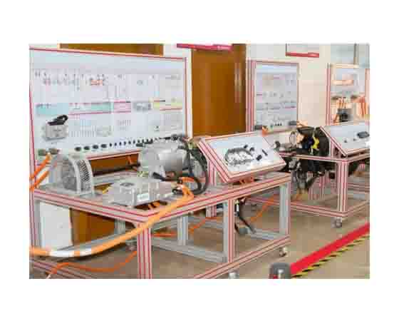 新能源汽車虛擬仿真實(shí)訓(xùn)室功能解析與應(yīng)用