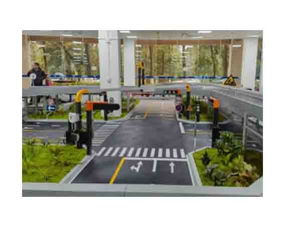 智能網(wǎng)聯(lián)多模態(tài)數(shù)據(jù)終端實訓系統(tǒng)